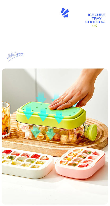 IceFlow™ macht perfekte Eiswürfel in Sekunden. Mit Deckel gegen Verschütten, hygienischer Entnahme und flexiblem Material für einfaches Herauslösen.